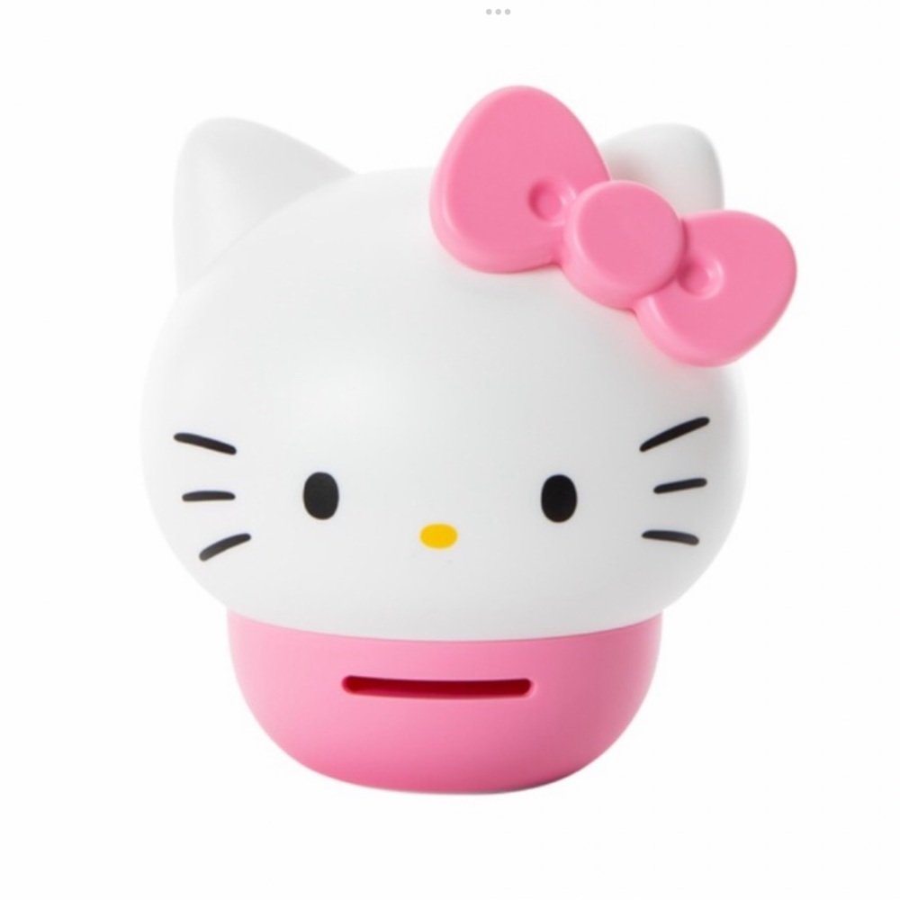 Hello Kitty® Bluetooth® Wireless Speaker